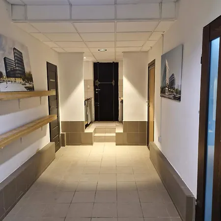 Ostello Przy Metro Wierzbno