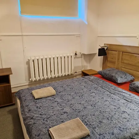 Przy Metro Wierzbno * وارسو