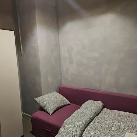 Przy Metro Wierzbno *