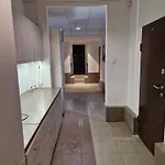 Hostel Przy Metro Wierzbno *