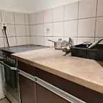Przy Metro Wierzbno * Varšava