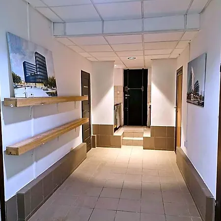 Przy Metro Wierzbno *