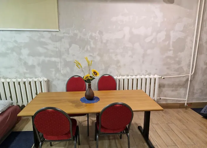 Przy Metro Wierzbno *