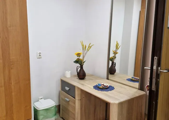 Przy Metro Wierzbno Auberge de jeunesse *