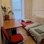 Hostel Przy Metro Wierzbno Varšava