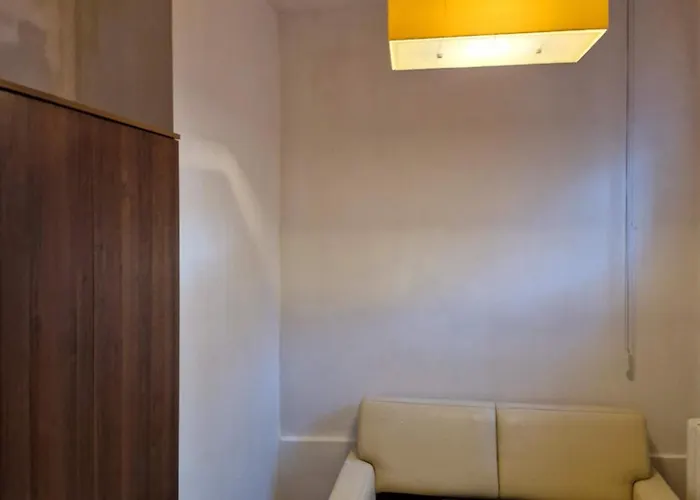 Przy Metro Wierzbno *