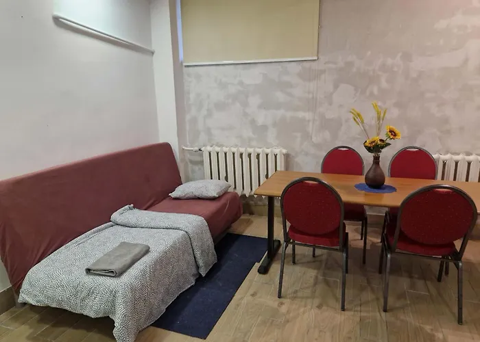 Przy Metro Wierzbno *