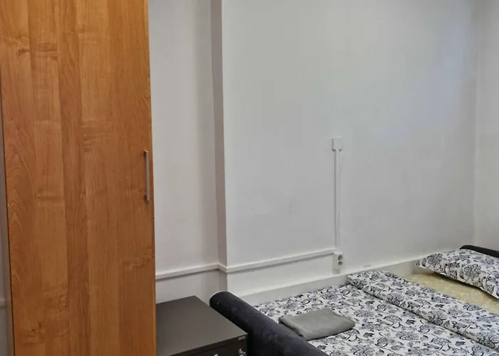 Hostel Przy Metro Wierzbno Warszawa