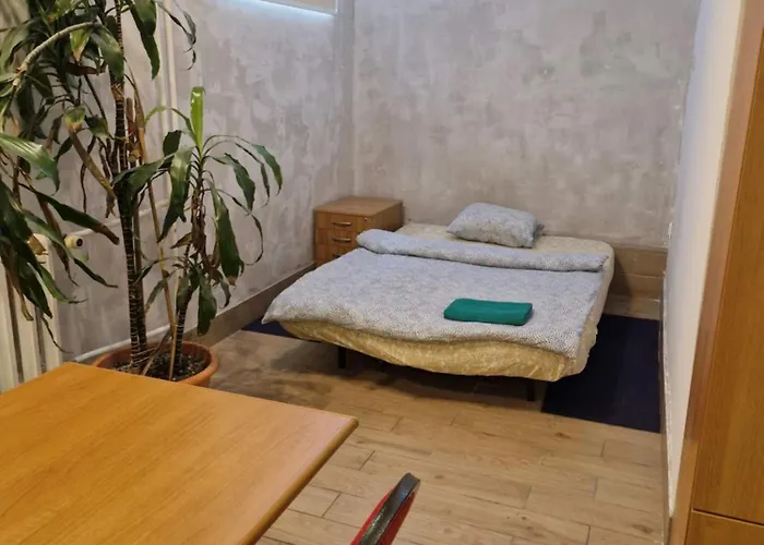 Hostel Przy Metro Wierzbno Warszawa